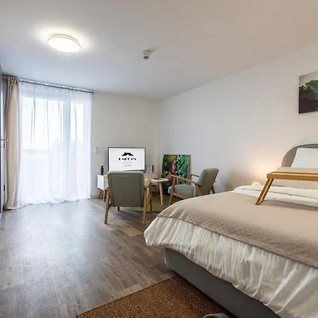 Modern Studio Good Located Balcony King Bed * Frankfurt am Main