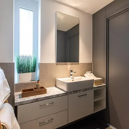 Modern Studio Good Located Balcony King Bed Apartment Frankfurt am Main